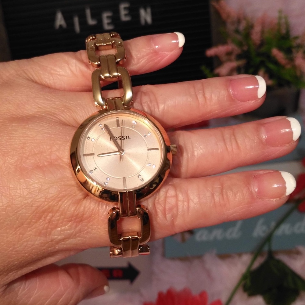 FOSSIL GOLD WATCH - Picture 5 of 7